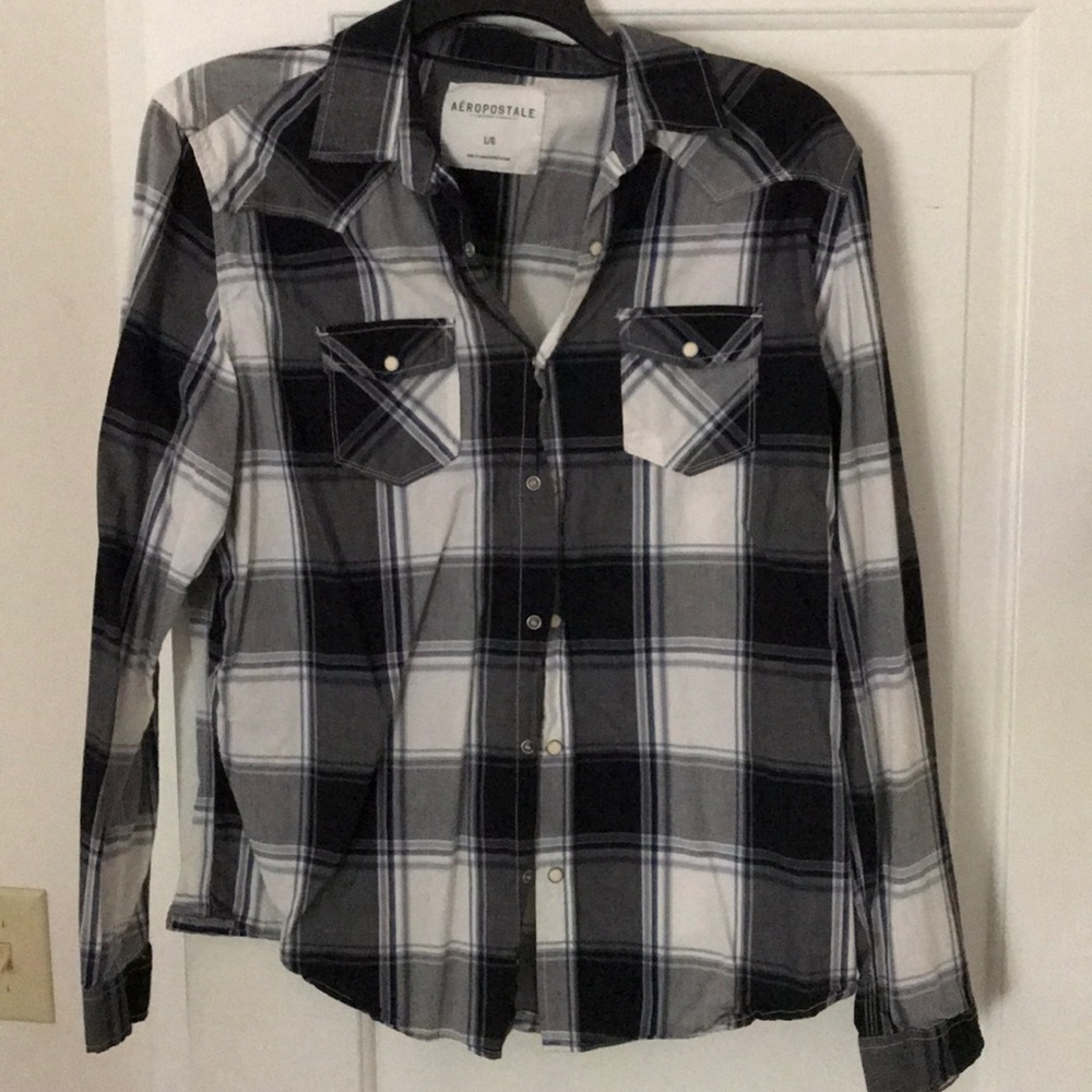 Aero button up